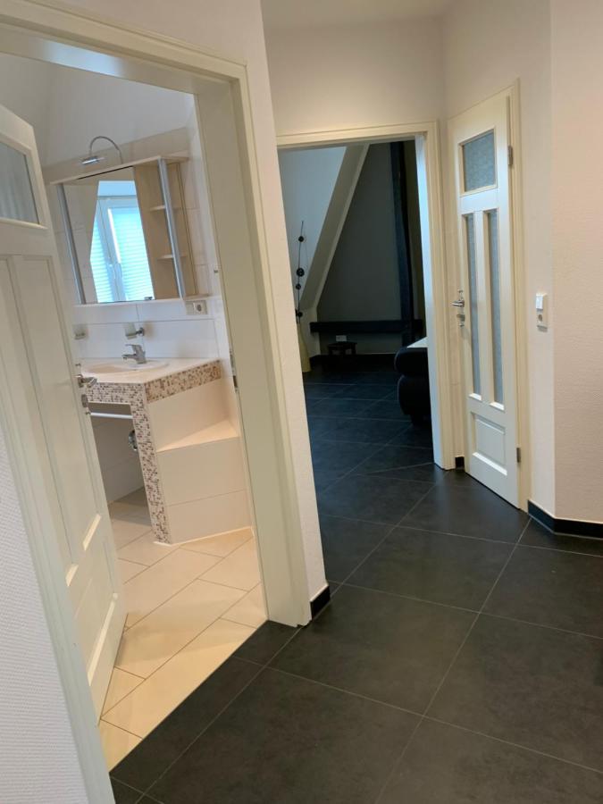 Nordsee Und City Fusslaufig - Luxeriose Fewo Mit Grossem Balkon Wilhelmshaven Exterior foto
