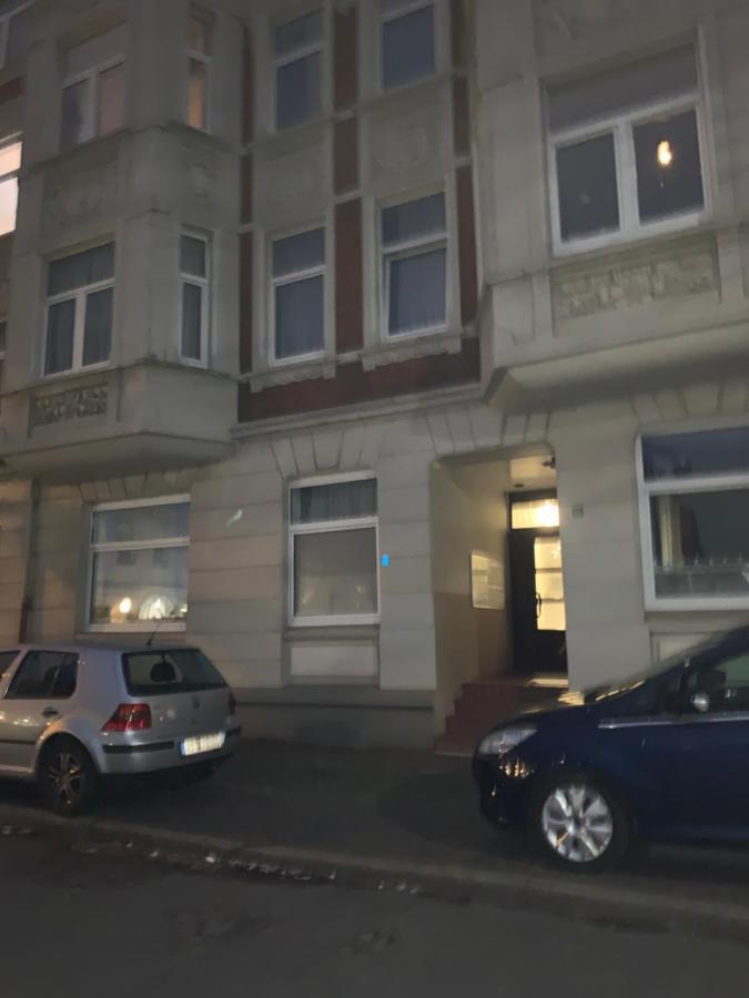 Nordsee Und City Fusslaufig - Luxeriose Fewo Mit Grossem Balkon Wilhelmshaven Exterior foto
